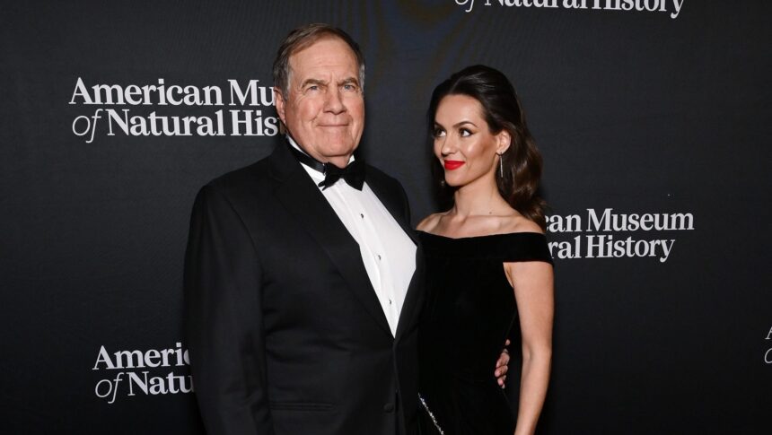 Jordon Hudson è stato bandito dall'UNC in mezzo alla relazione Bill Belichick? - Hollywood Life