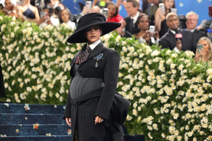 Rihanna: incinta del bambino n. 3! Dai un'occhiata al suo pancione!