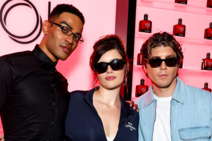Barbie Ferreira, Lukas Gage, Owen Thiele e altri celebrano il nuovo lancio di fragranze di Armani!