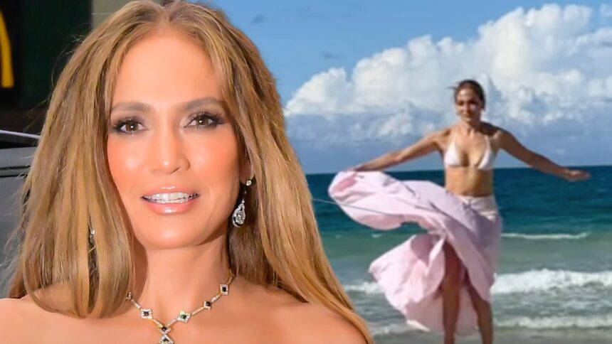 Jennifer Lopez twirls on Beach in bikini per celebrare la festa della mamma, spettacoli video