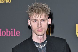 MGK Nuova canzone "Clicheus" Testo dopo Megan Fox Breakup