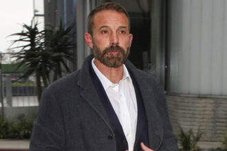 Ben Affleck ha chiesto se gli piacciono ancora le latine dopo il divorzio da Jennifer Lopez