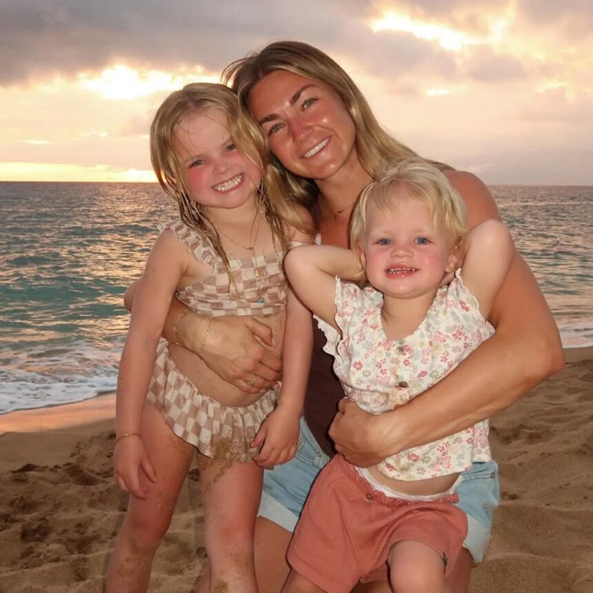 Lindsay Arnold, allume DWTS, dettaglia i viaggi di danza dei suoi figli