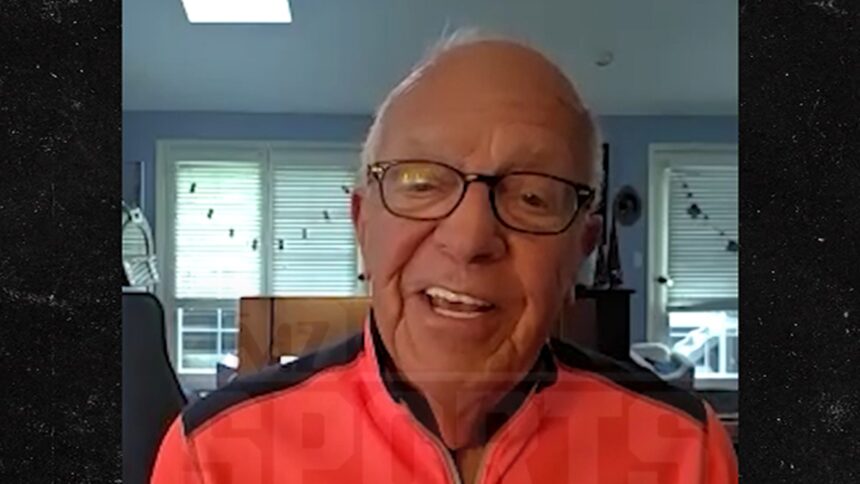 Reds Hall of Famer Marty Brennaman strappa MLB per il tempismo della decisione di Pete Rose