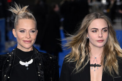 Cara Delevingne & Sister Sister incinta fanno una rara apparizione a tappeto rosso insieme alla premiere di "Ocean with David Attenborough"