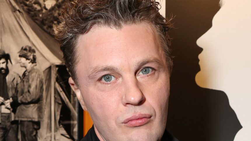 La star di "Boardwalk Empire" Michael Pitt è stata arrestata per abuso sessuale
