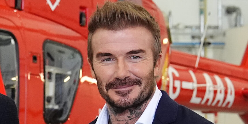 La festa del 50 ° compleanno di David Beckham - Elenco degli ospiti delle celebrità ha rivelato e scopri quale membro della famiglia non ha partecipato