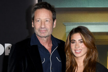 David Duchovny è sposato con la fidanzata di lunga data Monique Pendleberry!