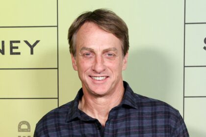 Tony Hawk condivide i consigli sui genitori per Riley Hawk e Frances Bean Cobain