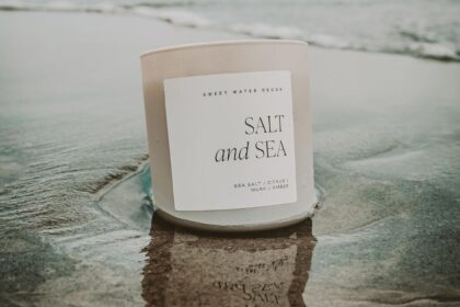 Le migliori candele che hanno l'odore di una giornata in spiaggia
