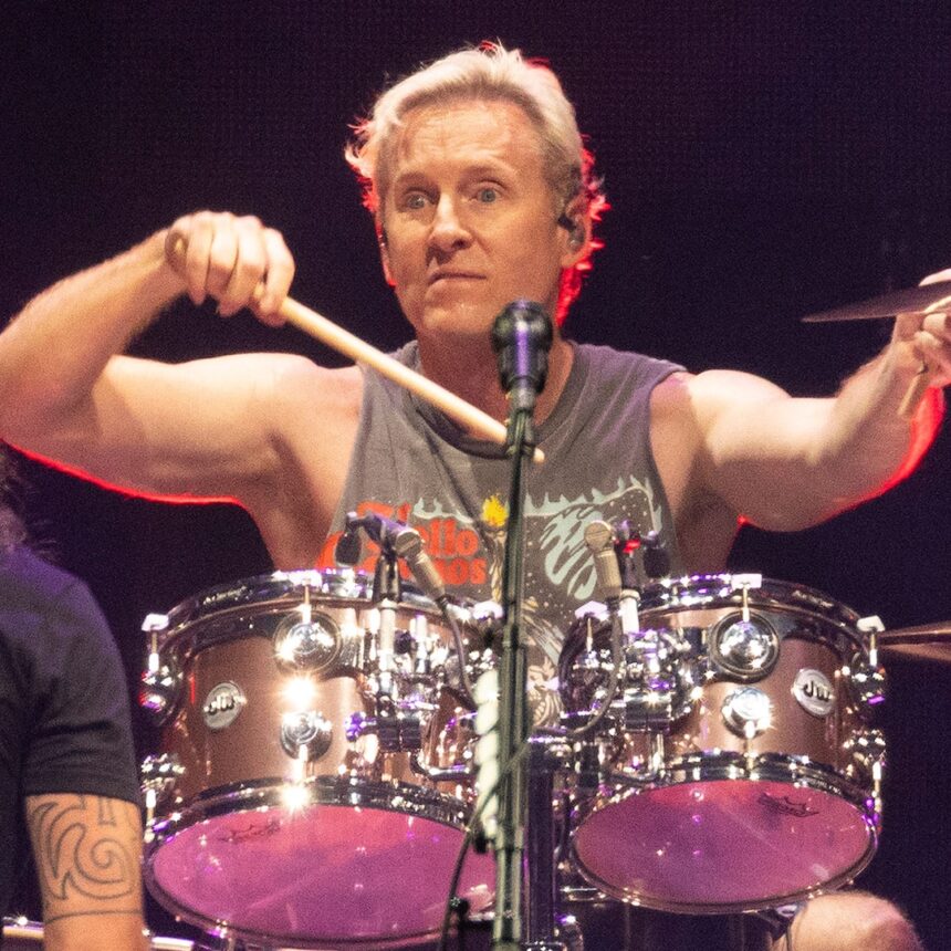 Foo Fighters Drummer Josh Freese ha sparato