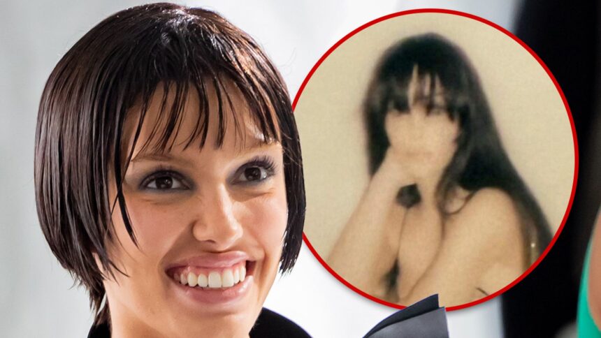 Bianca Censori indossa un abito da pesce trasparente, debutta i capelli lunghi
