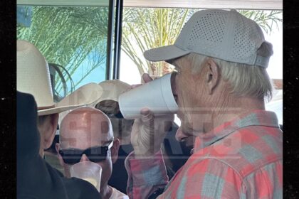 John Elway ha visto al Swanky Day Party 2 ore prima dell'incidente fatale del carrello da golf