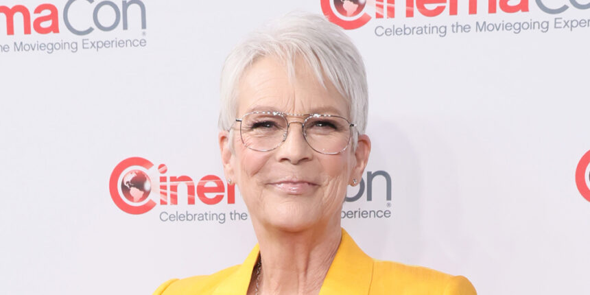 Jamie Lee Curtis rivela un commento che l'ha portata a ottenere un intervento chirurgico plastico a 25: "Non è una buona cosa da fare"