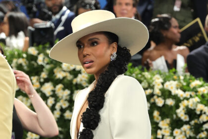 Kerry Washington diventa chic nella gonna a vena per Met Gala
