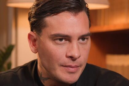 ''Abbiamo chiamato l’ambulanza perché mi usciva il sangue ovunque'': Alessandro Basciano afferma di essere stato ferito da Sophie Codeogni - Gossip.it