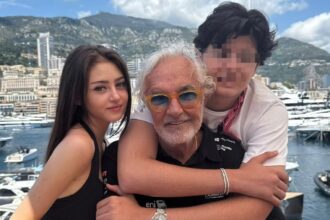 Flavio Briatore riunisce entrambi i figli Nathan Falco e Leni, avuta da Heidi Klum, per il weekend monegasco: guarda - Gossip.it