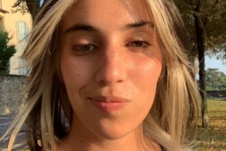 La figlia di Cristina Parodi ed ex concorrente di 'Amici' ammette che non è nata con un talento per cantare: ''Ci ho dovuto lavorare'' - Gossip.it