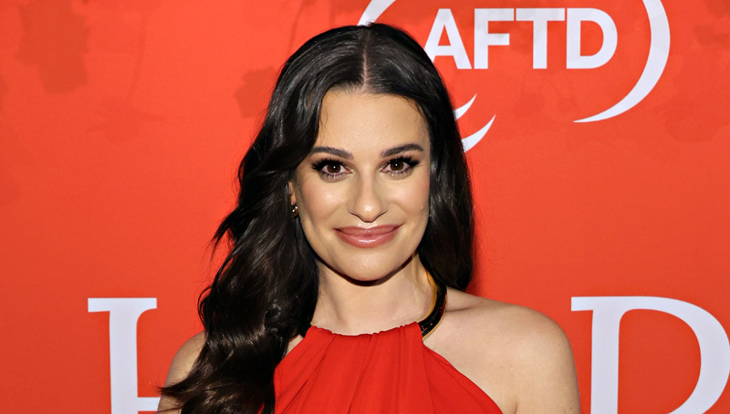 Lea Michele parla pubblicamente su "Chess" per la prima volta al concerto della California, rivela come Idina Menzel la abbia ispirato