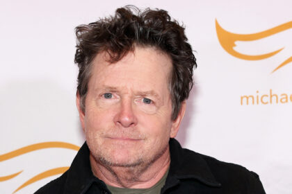 Michael J. Fox esce dalla pensione per unirsi alla stagione 3 di "Shrinking" su Apple TV+