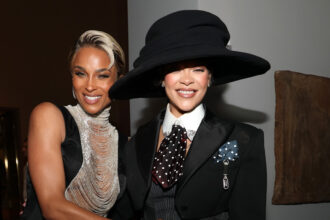 Met Gala 2025: Rihanna e Ciara finalmente si riuniscono, oltre 14 anni dopo il loro scambio virale Twitter
