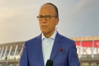 Lester Holt Final NBC Nightly News trasmessa prima di Dateline
