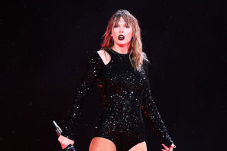 Taylor Swift debutta una traccia "Reputazione (versione di Taylor)" nell'ultimo episodio "Handmaid's Tale" - Guarda ora!
