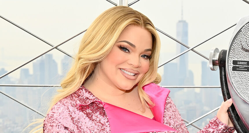 Trisha Paytas fa baby no 3 sesso rivela dal vivo durante il concerto di Los Angeles, rivela se sta avendo un ragazzo o un'altra ragazza - guarda ora!