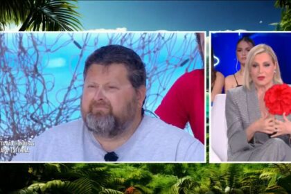''Se i genitori sono due padri o due madri non importa'': Simona Ventura, mamma adottiva di Caterina, contro Adinolfi in diretta all’Isola - Gossip.it