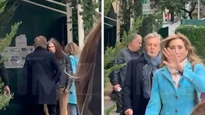 Paul McCartney si imbatte in Steven Tyler a New York, in video