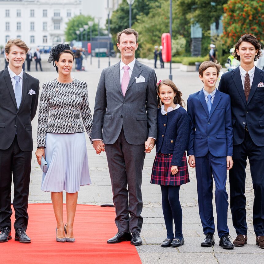 Prince Joachim al ritorno in Danimarca dopo i bambini spogliati dei titoli reali