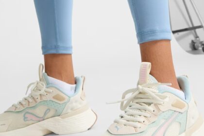 Ottieni sneaker estivi, leggings e più fino al 60% di sconto