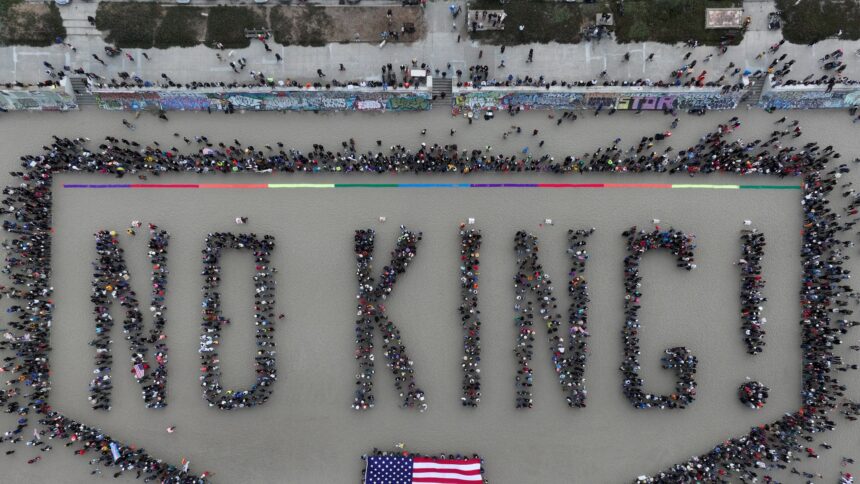 Jimmy Kimmel, Kerry Washington tra le stelle delle proteste di "No Kings"