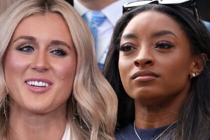 Riley Gaines annuncia di essere incinta, prende jab a Simone Biles