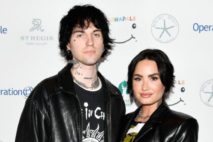 Demi Lovato, marito Jutes Honeymoon Vacation Foto