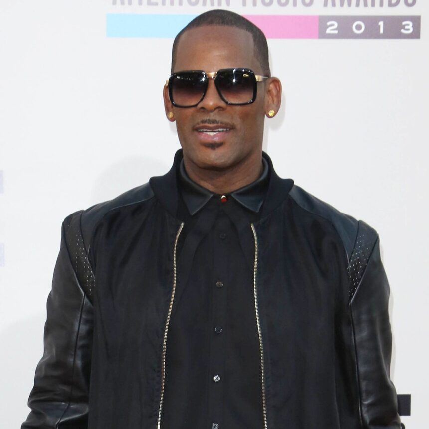 R. Kelly sostiene la trama dell'omicidio contro di lui in prigione