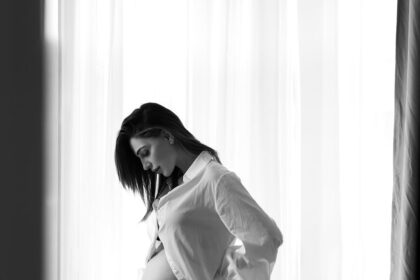Anna Tatangelo è incinta! L'annuncio con la foto della pancia spiazza tutti: ''Nuovo inizio che la vita mi dona'' - Gossip.it