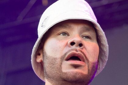 Fat Joe accusato di aver fatto sesso con ragazze minorenni in una nuova causa, nega le richieste