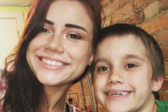 Whitney Purvis, 16 anni e allume incinta, afferma che la morte del figlio era prevenibile