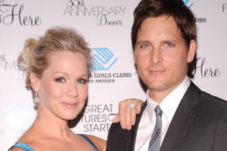 Jennie Garth, Peter Facinelli alla laurea della figlia Fiona