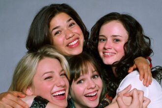 Sisterhood of the Traveling Pants Secrets: Blake Lively Casting, altro