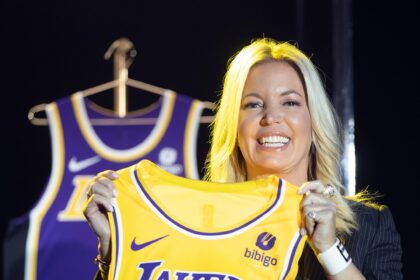 Il team NBA Los Angels Lakers ha venduto un accordo da $ 10 miliardi
