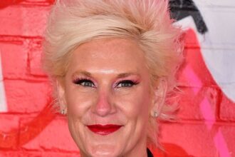 La morte di Anne Burrell è stata indagata come possibile overdose di droga