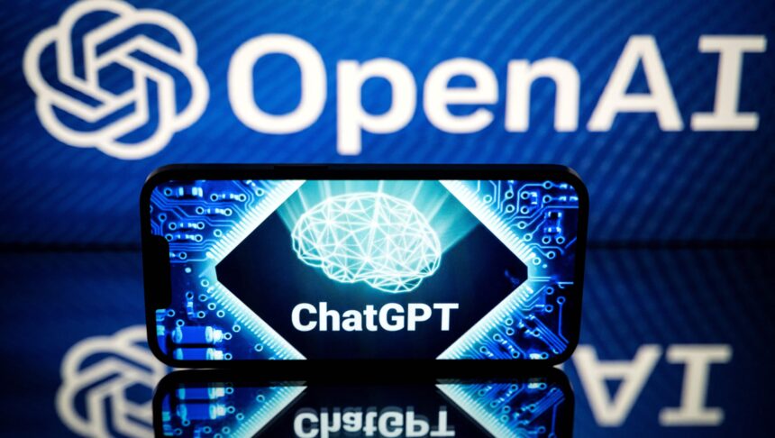 Perché il chatgpt è giù? All'interno dell'interruzione della piattaforma AI - Hollywood Life