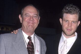 WESTWOOD, CA - FEBRUARY 25: Actor Ryan Hurst, girlfriend Molly Cookson and his father Rick attend the "We Were Soldiers" Westwood Premiere on February 25, 2002 at the Mann Village Theatre in Westwood, California. (Photo by Ron Galella, Ltd./Ron Galella Collection via Getty Images)