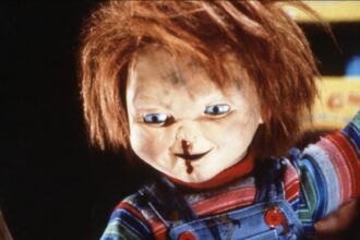 Chucky Doll Too Vanilla per causa "estrema e oltraggiosa"