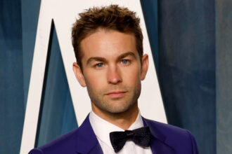 Chace Crawford spiega perché oggi sarebbe "terrorizzato" per rivedere "Gossip Girl"
