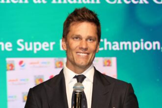 Tom Brady interrompe una dieta rigorosa con la gita di pizza