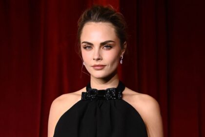 Cara Delevingne, fidanzata Minke frequenta il 2025 Weho Pride Parade