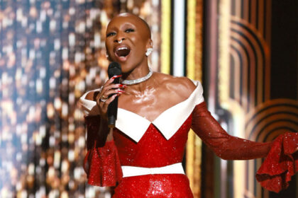 'Tutto ciò di cui hai bisogno è una canzone': Cynthia Erivo allaccia il numero di apertura di Tonys 2025 - Guarda ora!